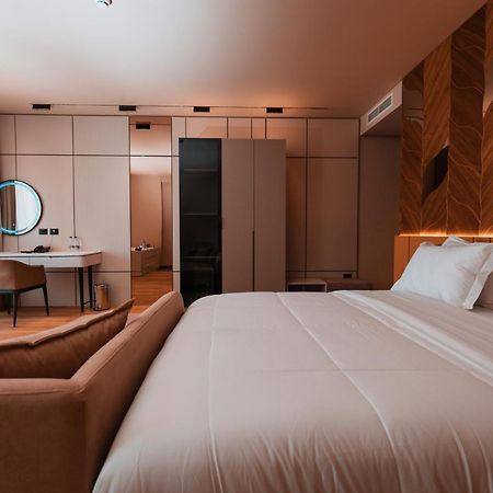 Royal G Deluxe Hotell Škalngur Eksteriør bilde