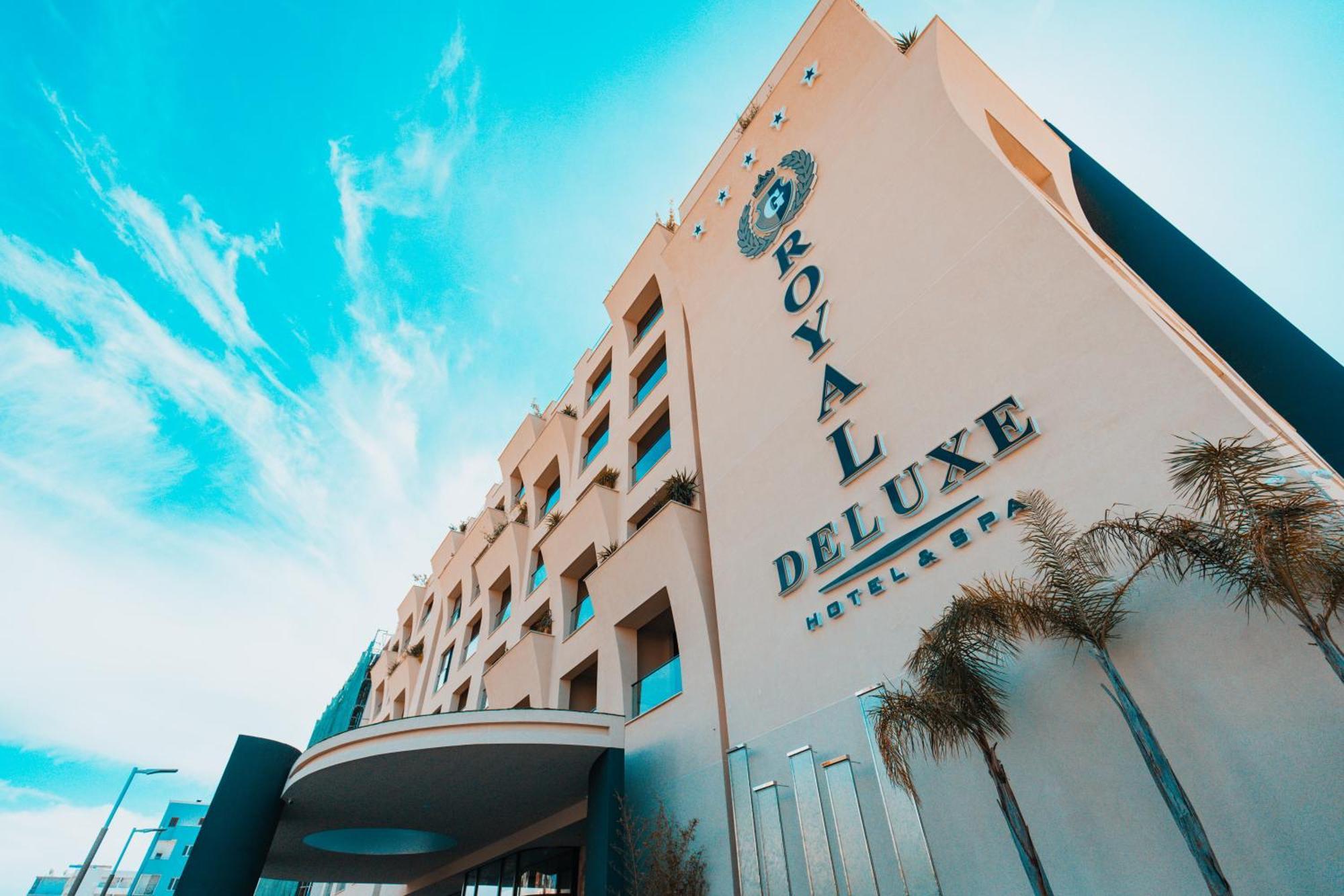 Royal G Deluxe Hotell Škalngur Eksteriør bilde