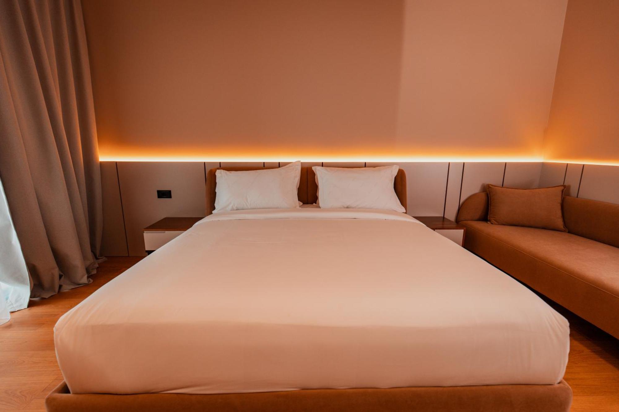 Royal G Deluxe Hotell Škalngur Eksteriør bilde